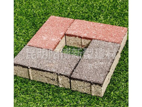 云南水泥透水磚如何進(jìn)行養(yǎng)護(hù)維護(hù)？