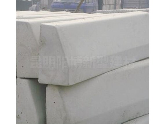 昆明混凝土路沿石表面處理方法有哪些？